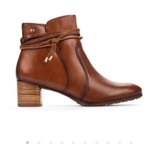 Pikolinos Calafat Ankle Boot